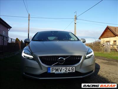 Eladó Volvo V40 Cross Country T3 (1969 cm³, 152 PS)