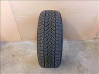 Goodyear Ultra Grip Performance téli 215/55 R18 95 T TL 2023