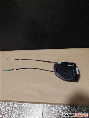 Toyota Urban Cruiser Jobb hátsó ajtózár 4087 a046693