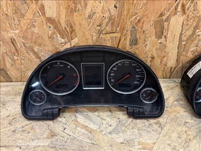 Audi A4 (B6/B7) óracsoport  8e0920900k