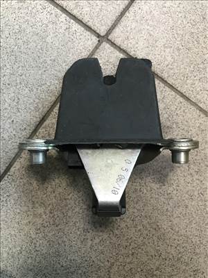 Skoda Octavia II / csomagtér zár 1z0827501d