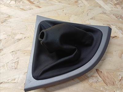 BMW 1 E81 E82 E87 (2005-2011 Bőr Váltószoknya 