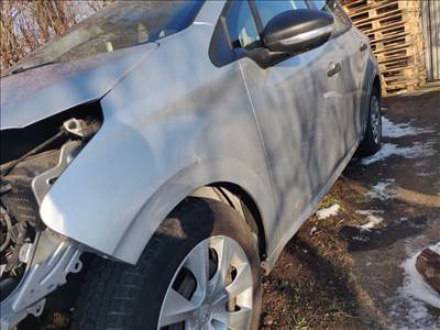 Peugeot 208 I Sárvédő 