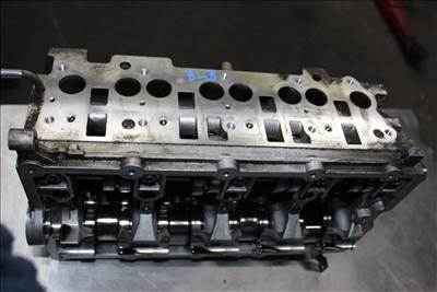 Audi A4 2.0 TDI hengerfej (03G103373A)