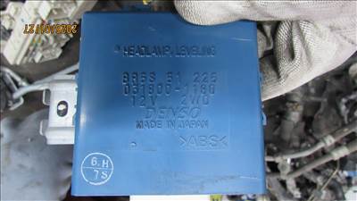 Mazda 3 (BK) fényszóró elektronika (031800-1180, BR5S51225)