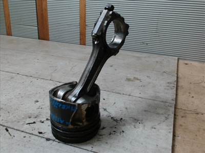 OPEL ASTRA H 04-10 Dugattyú és hajtókar