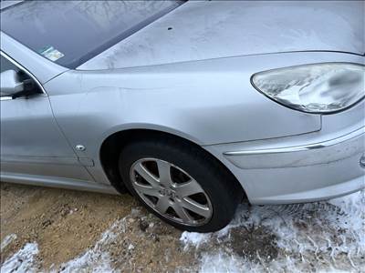 Peugeot 607 Jobb első sárvédő 