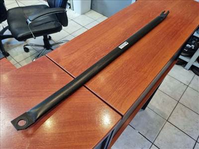 BMW 1 (E82, E81, E87, E88) (N47D20B) jobb toronymerevítő DS716764303