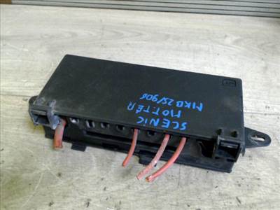 RENAULT MEGANE SCENIC 97-99 Biztosítéktábla BCM BSI BSM SAM GEM modul Motortér