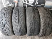  235/4520" újszerű Michelin  Alpin5 SUV 2021-2020 téli garnitúra egyben