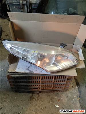 Renault Mégane III Jobb fényszóró  260100018r