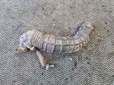 Hyundai i30 intercooler cső 28138A5900