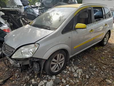 Opel Zafira B bontott alkatrészei