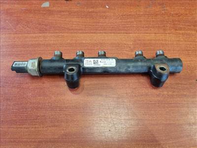 VOLVO S60 II, VOLVO V60, FORD FOCUS III Közösnyomócső (Motorkód: D4162T)