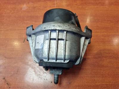 BMW 3 (E90, E91, E92, E93), BMW 1 (E81, E82, E87, E88) motortartó bak (motorkód: N43B16AA) 139811