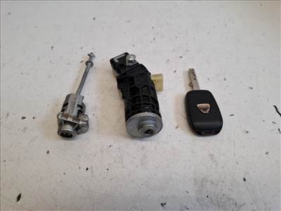 Dacia Sandero (BJI) zárgarnitúra motorvezérlő nélkül