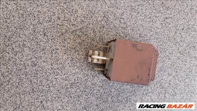 Piaggio Beverly 125 önindító relé