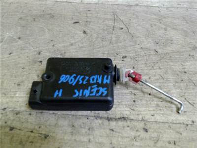 RENAULT MEGANE SCENIC 97-99 Csomagtérajtó központi zár motor