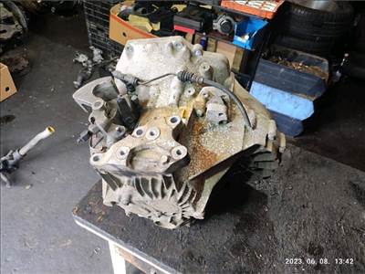 VOLVO S60,II. V60 Manuális sebességváltó (Motorkód D4162T)