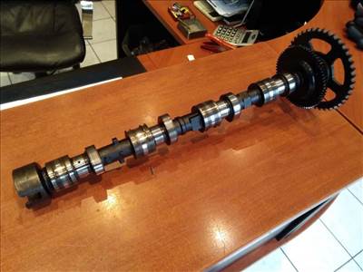 Mazda 6 kombi vezérműtengely kipufogó oldali szelepsorhoz (2012-től) (motorkód: SHY1) SH0112440A