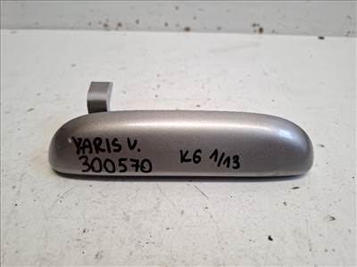 Toyota Yaris Verso  csomagtérajtó kilincs