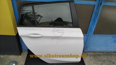 Opel Astra K jobb hátsó ajtó - fehér - kombi Y40R