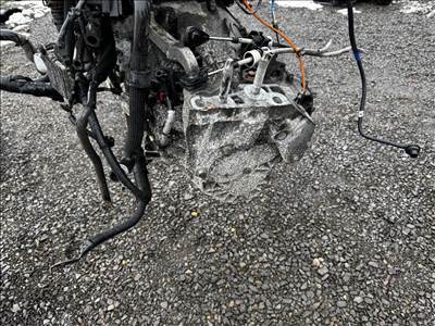 Ford Transit Custom Mk8 6-os váltó KK3R-7002-DGB 2017-2022