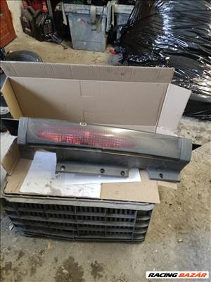 Renault Trafic II Bal hátsó lámpa 