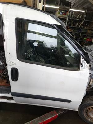 Fiat Doblo maxi jobb első ajtó 