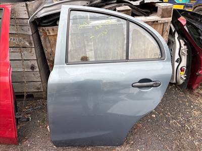 NISSAN MICRA IV (K13) Bal hátsó Ajtó (Részeivel)