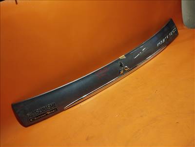 Mitsubishi Eclipse Cross hátsó kilincsborítás 5817A275ZZ (S.30.122K)a