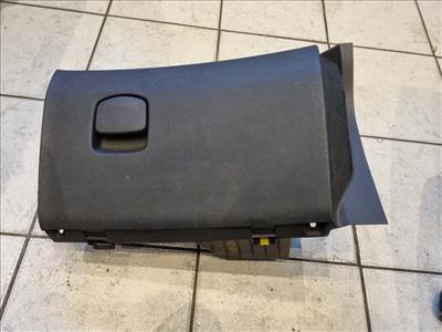 Opel Corsa D kesztyűtartó 13205097