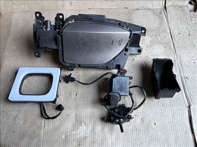 Hyundai Kona (OS) Töltőnyílás 86340k4aa0