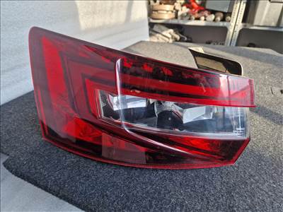 SKODA SUPERB III KOMBI (3V) bal hátsó lámpa  3v9945207
