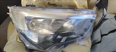 Opel Combo E jobb első lámpa 