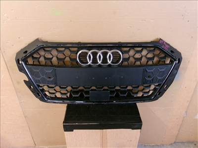 AUDI A1 82A hűtő díszrács 2019- 82A853651B