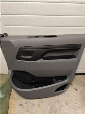 Toyota Proace II, Peugeot Expert III, Opel Vivaro C, Citroën Jumpy III Jobb ajtó burkolat 