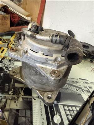 Audi A8 4.2 Fsi generátor 079903015r