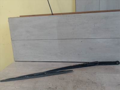 BMW E46 98-05 Ablaktörlő kar jobb első