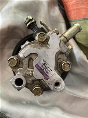 Mitsubishi L200 szervószivattyú 5707A822 MR374897 