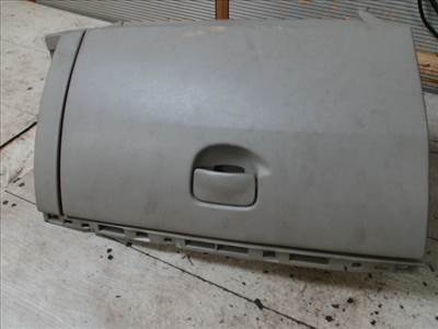 RENAULT CLIO 06-09 Kesztyűtartó