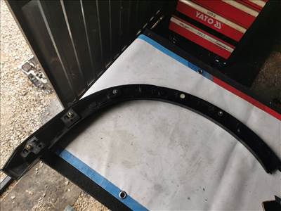 Volvo XC40 VOLVO XC40 (536) Jobb hátsó Sárvédő Díszléc  31448329