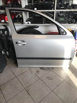 Skoda Octavia II - jobb első ajtó
