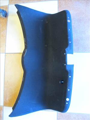 Skoda Octavia III csomagtérajtó burkolat.kárpit 