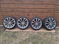  20" újszerű (gyári felni) alufelni, rajta 245/35 újszerű Nokian nyári gumi gumi 