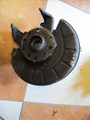 Golf V,Golf Plus,Jetta V,  Octavia II bal első csonkállvány 3 csavaros