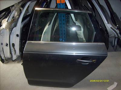  AUDI A4 8W KOMBI BAL HÁTSÓ AJTÓ ELADÓ!