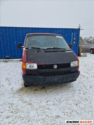 Volkswagen T4 Multivan bontott alkatrészei(AUT, CFZ)