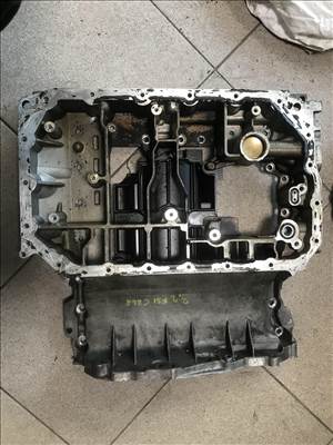 Audi A4 (B8 - 8K) 3,2 V6 FSI - olajteknő közdarab 06a103603p