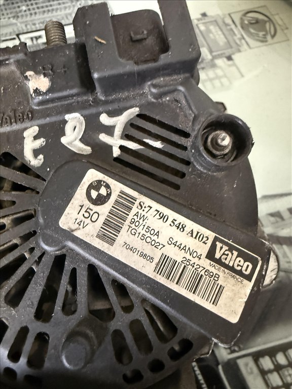  Bmw E87 e90 e91 e92 e93 generátor 7790548 3. kép